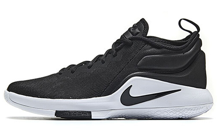 Мужские баскетбольные кроссовки Nike Witness 2
Мужские баскетбольные кроссовки Nike Witness 2