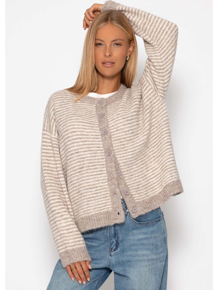 SASSYCLASSY Кардиган в полоску, бежевого цвета
SASSYCLASSY Кардиган в полоску, бежевого цвета