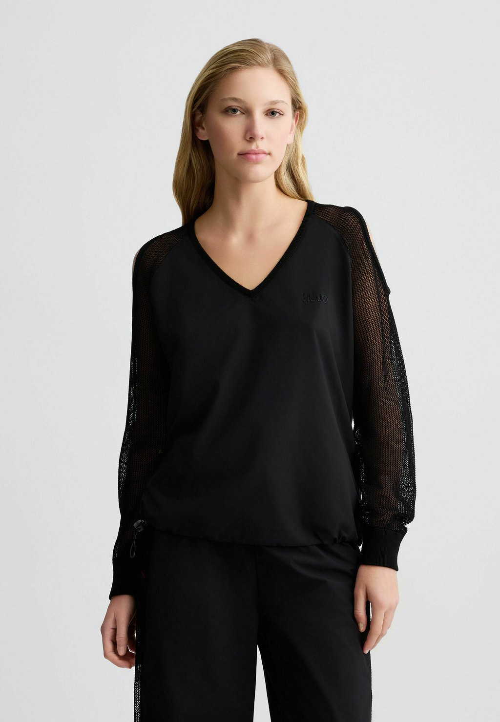 Толстовка LIU JO, черный
Толстовка LIU JO, черный