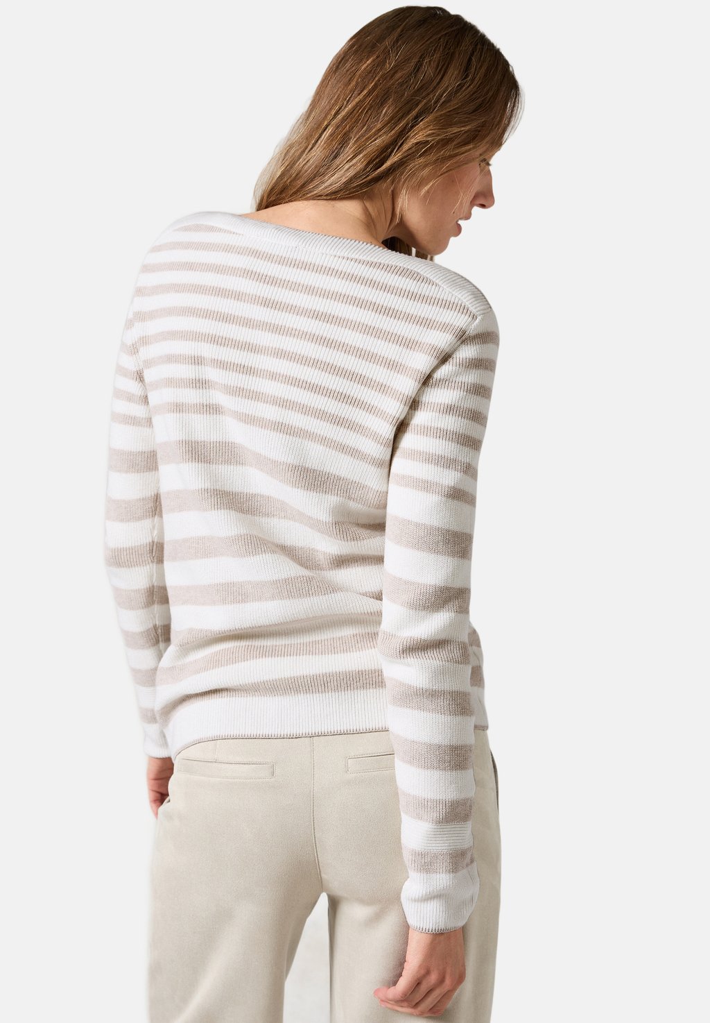 Джемпер GESTREIFTER Cecil, бежевый
Джемпер GESTREIFTER Cecil, бежевый