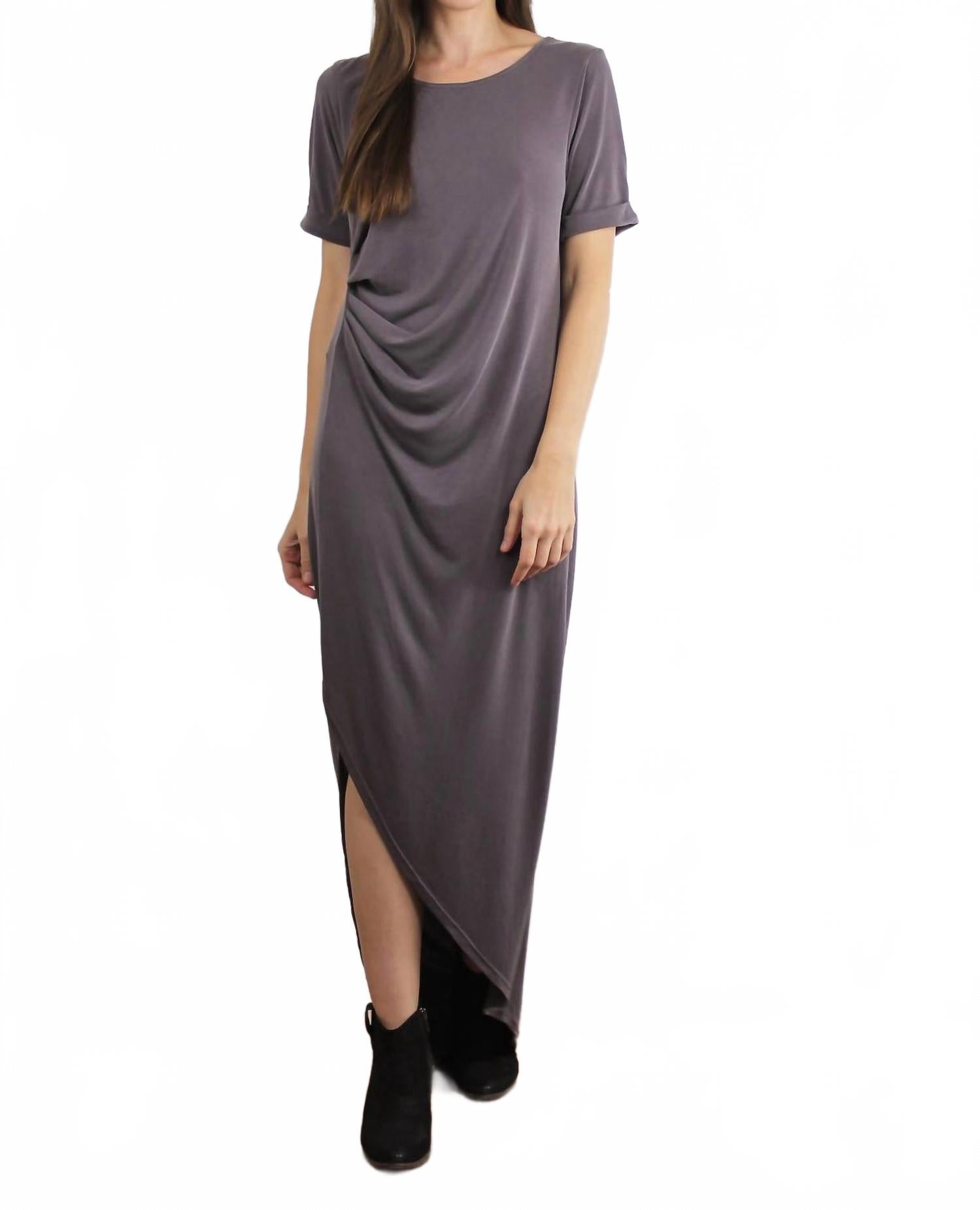 Валентина макси-платье в пыльно-сливовом оттенке MOD REF, Dusty Plum
Валентина макси-платье в пыльно-сливовом оттенке MOD REF, Dusty Plum