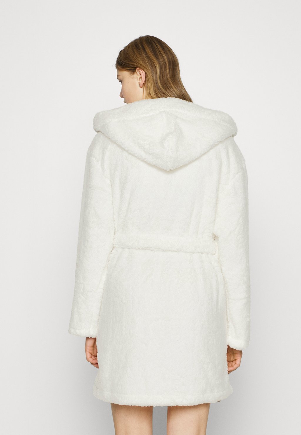 Халат TEDDY Schiesser, молочный
Халат TEDDY Schiesser, молочный