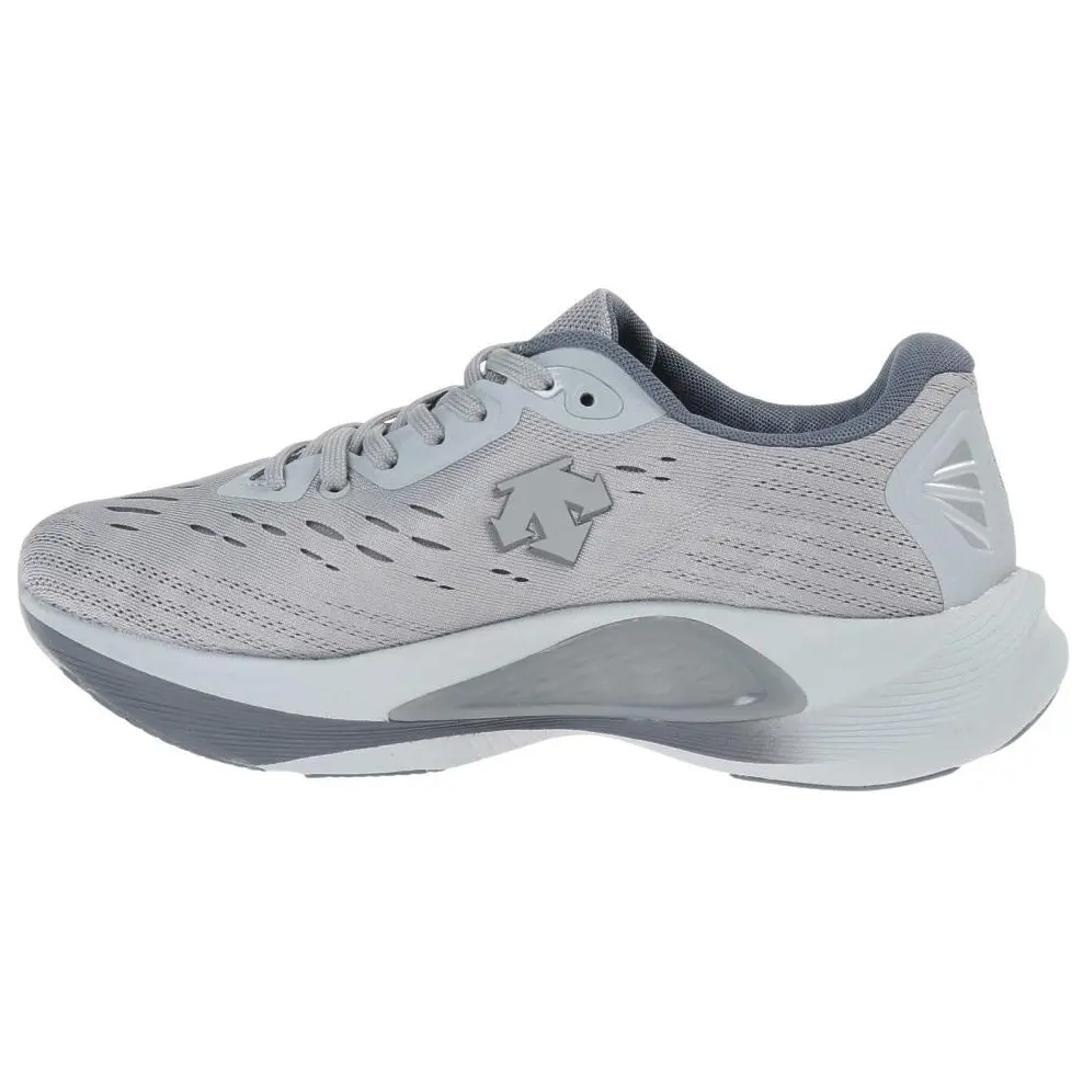 Кроссовки мужские низкие серый Descente
Кроссовки мужские низкие серый Descente