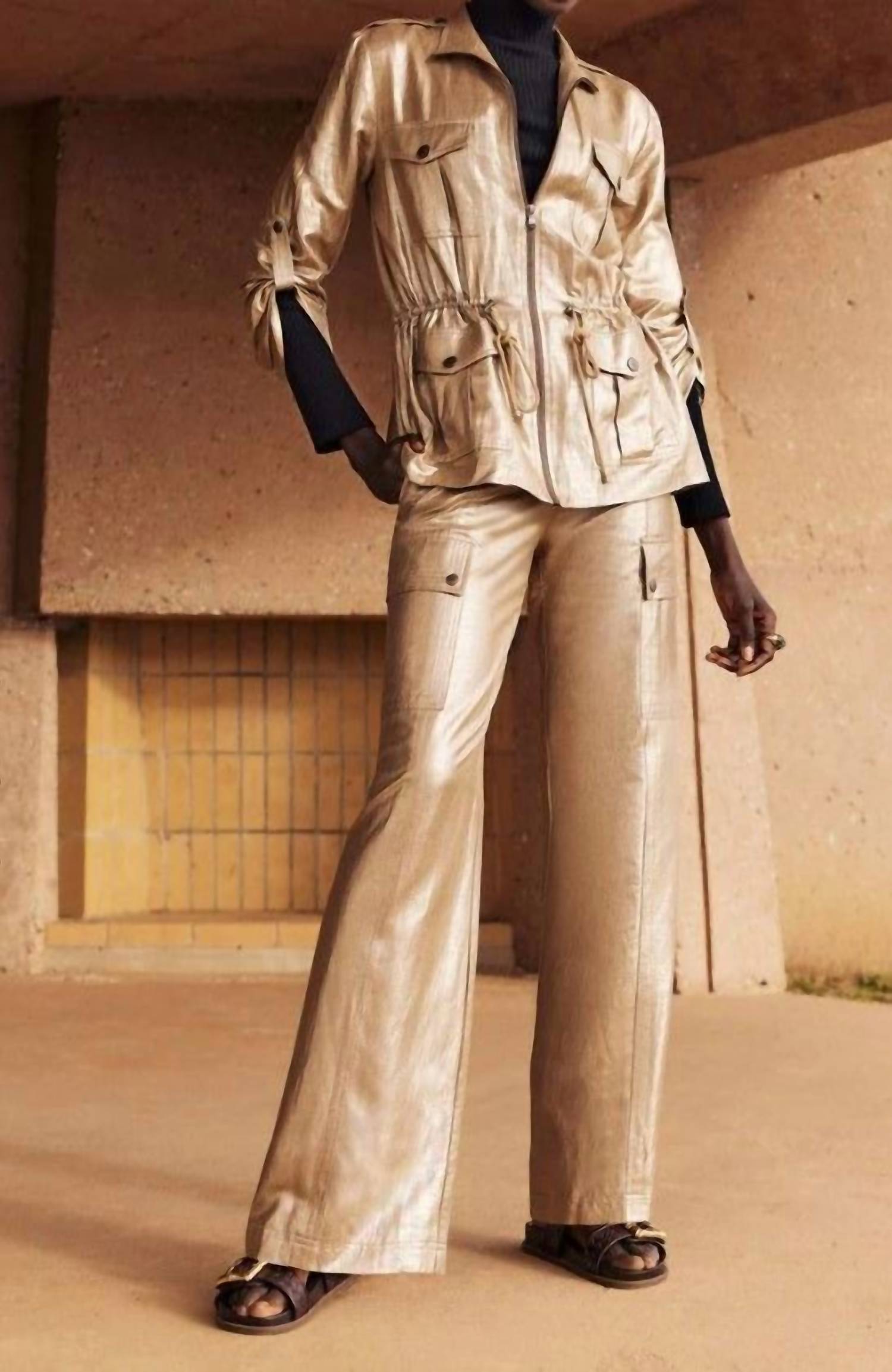 Куртка-буйант в золоте Trina Turk, золотой
Куртка-буйант в золоте Trina Turk, золотой