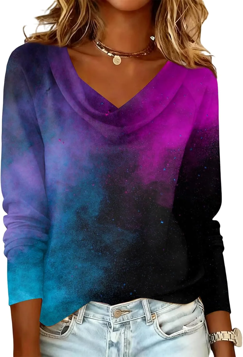 Женская футболка с длинным рукавом и принтом
Женская футболка с длинным рукавом и принтом