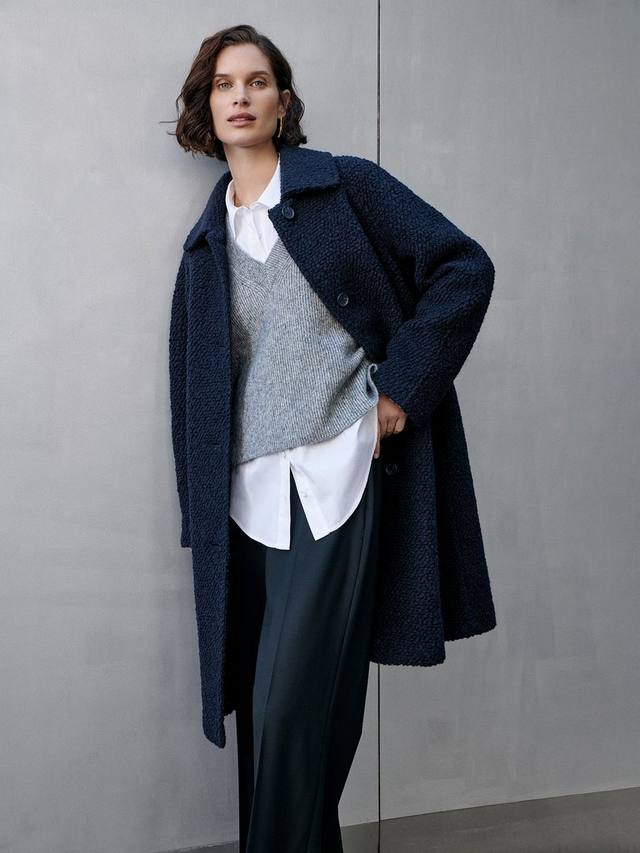 Роскошное шерстяное пальто romy boucle Whistles, темно-синий
Роскошное шерстяное пальто romy boucle Whistles, темно-синий