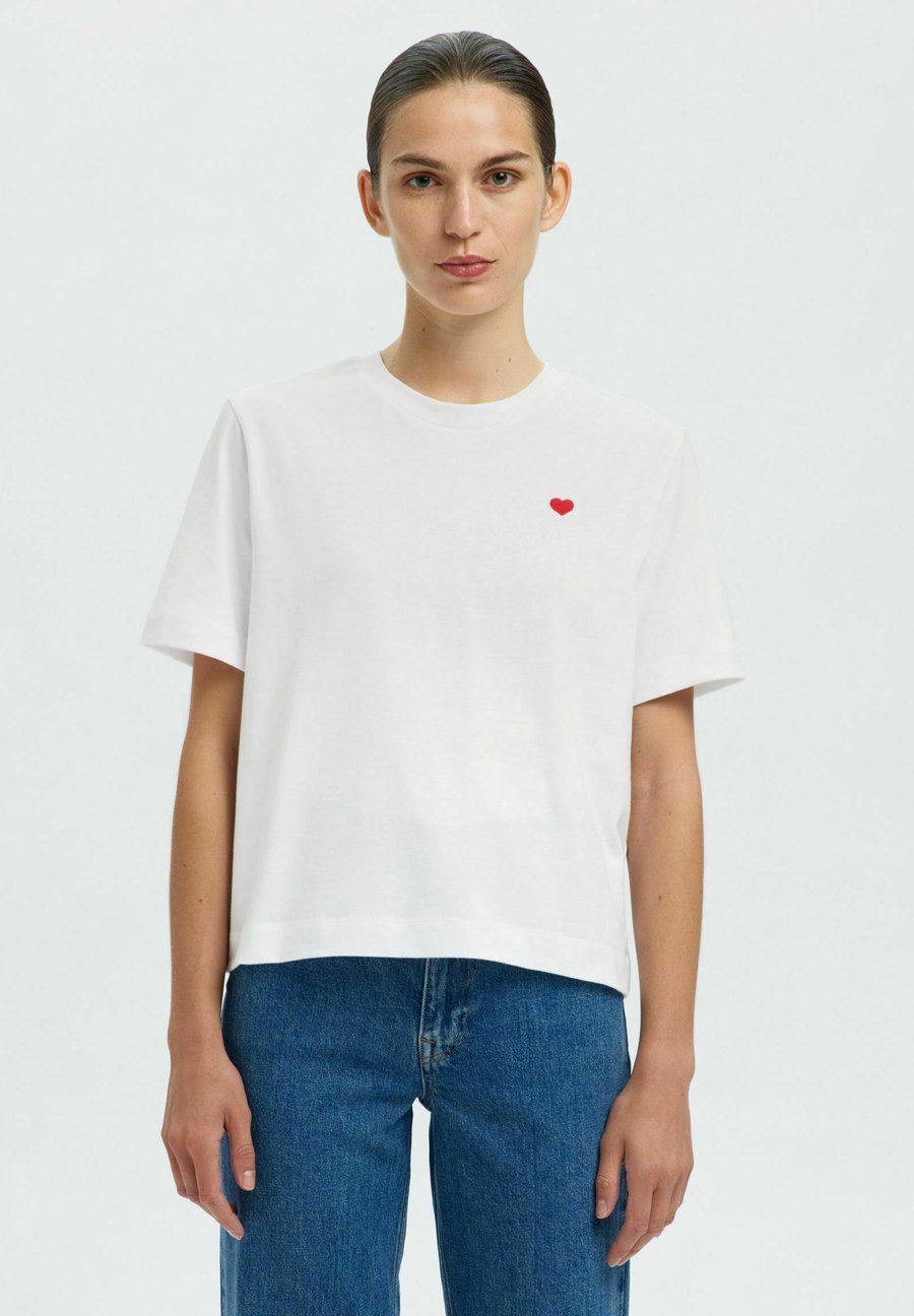 Футболка Selected Femme MIT RUNDHALSAUSSCHNITT BESTICKTES, Bright White /White, Белый, Футболка Selected Femme MIT RUNDHALSAUSSCHNITT BESTICKTES, Bright White /White
Футболка Selected Femme MIT RUNDHALSAUSSCHNITT BESTICKTES, Bright White /White, Белый, Футболка Selected Femme MIT RUNDHALSAUSSCHNITT BESTICKTES, Bright White /White