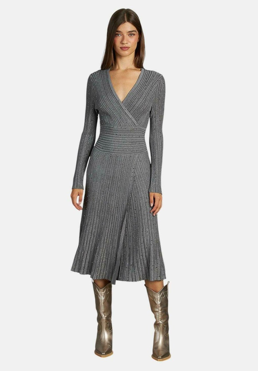 Платье Alma en Pena Jumper dress, Silver/Silver-Coloured
Платье Alma en Pena Jumper dress, Silver/Silver-Coloured