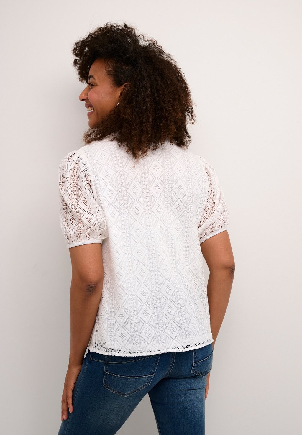 Блузка Danika Cream, белоснежная
Блузка Danika Cream, белоснежная