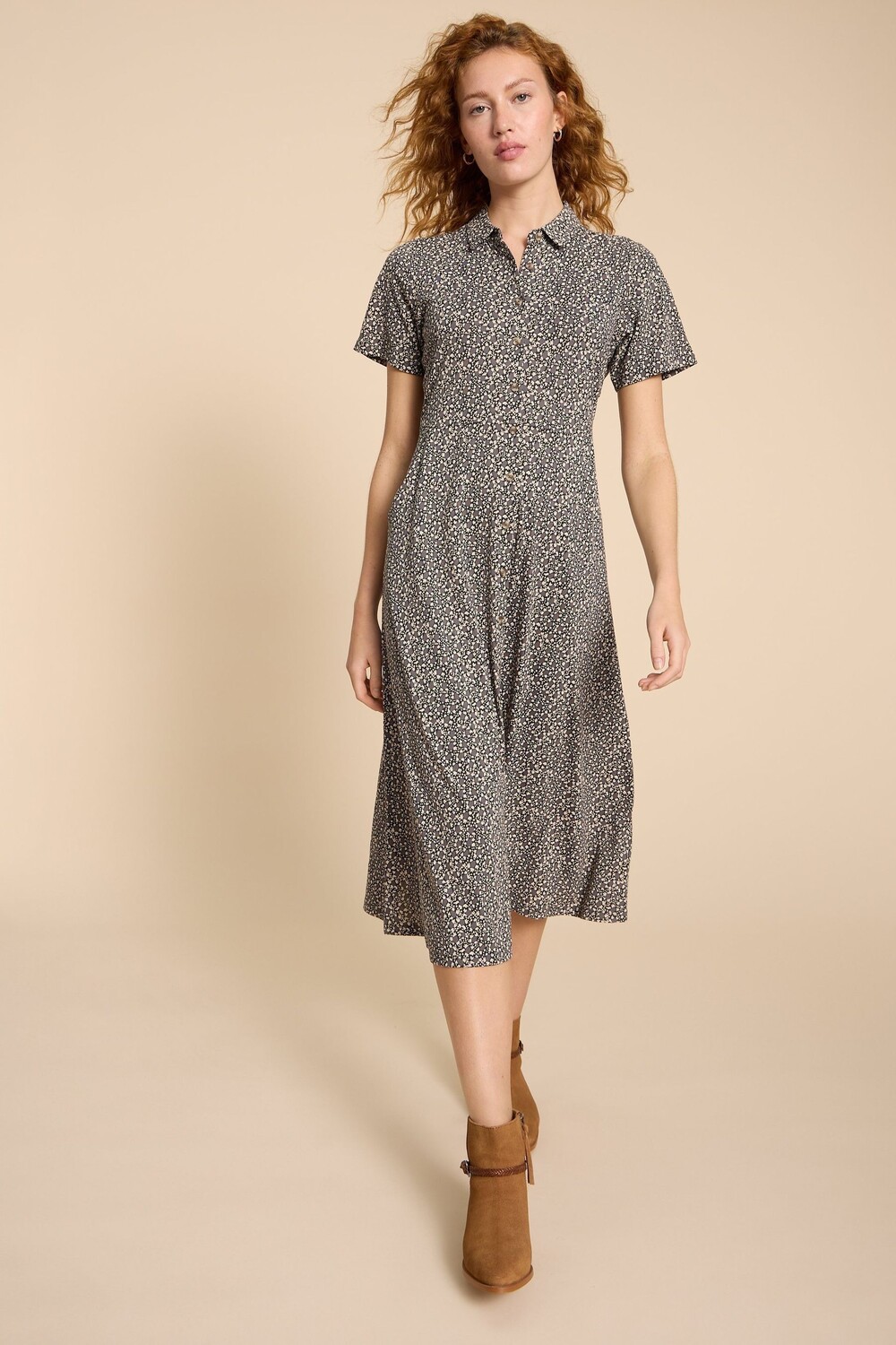 Платье-Рубашка из джерси White Stuff, черный
Платье-Рубашка из джерси White Stuff, черный