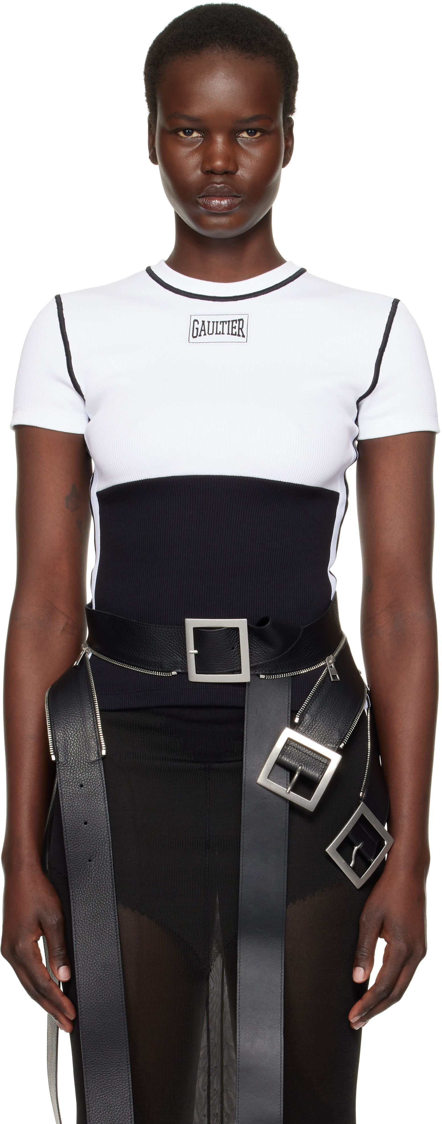 Футболка «The Color-Block» в черно-белом стиле Jean Paul Gaultier
Футболка «The Color-Block» в черно-белом стиле Jean Paul Gaultier