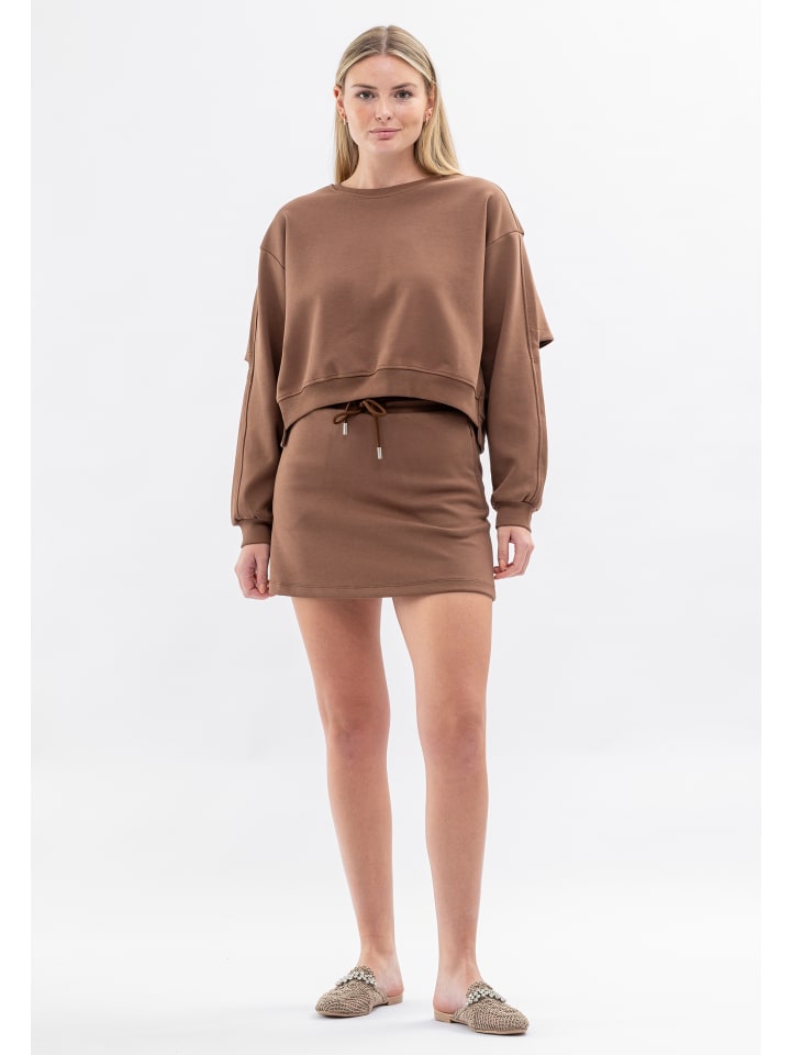 Tom Barron Женский повседневный костюм: толстовка и юбка, серый цвет
Tom Barron Женский повседневный костюм: толстовка и юбка, серый цвет