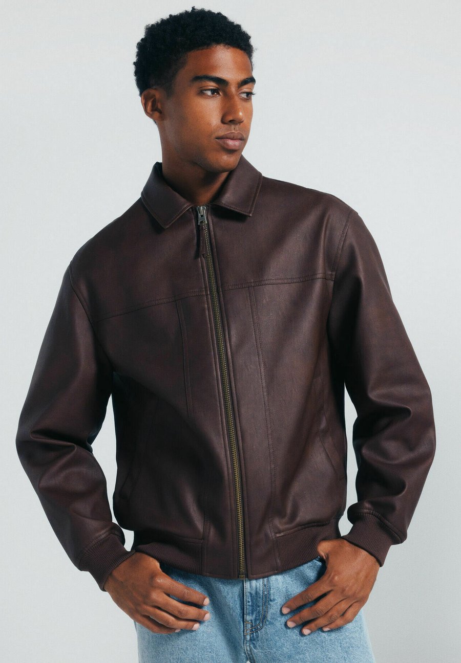 Куртка Springfield Faux leather jacket, Light Brown
Куртка Springfield Faux leather jacket, Light Brown