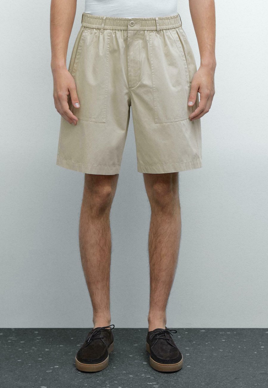 Шорты Massimo Dutti CARPENTER BERMUDA, Beige
Шорты Massimo Dutti CARPENTER BERMUDA, Beige