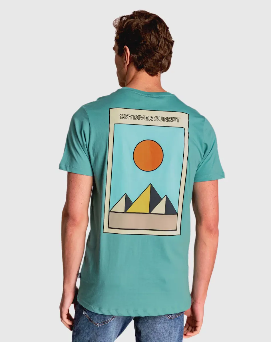 Мужская зеленая футболка с коротким рукавом Skydiver, зеленый
Мужская зеленая футболка с коротким рукавом Skydiver, зеленый