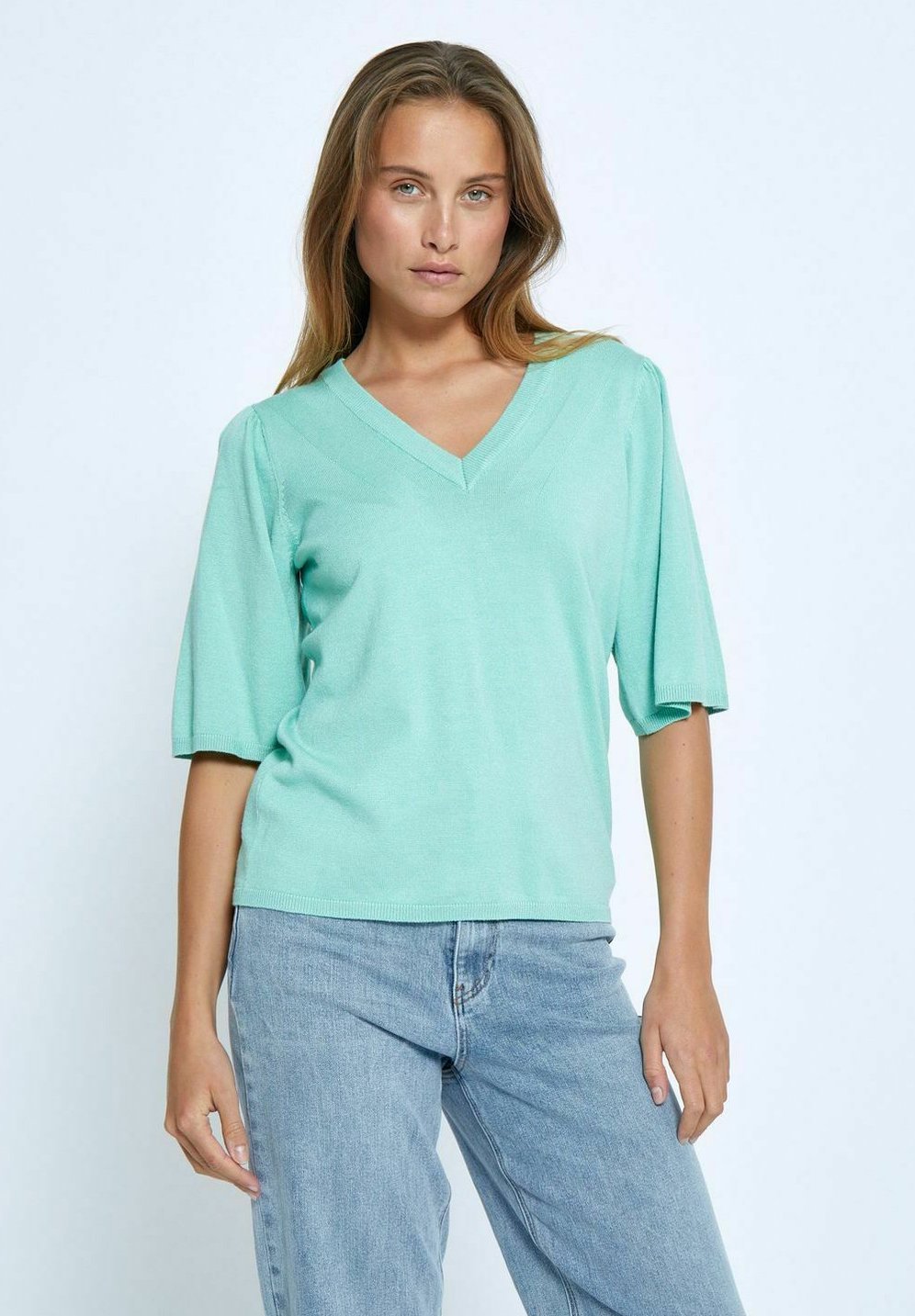 Базовая футболка PEPPERCORN, зеленый
Базовая футболка PEPPERCORN, зеленый