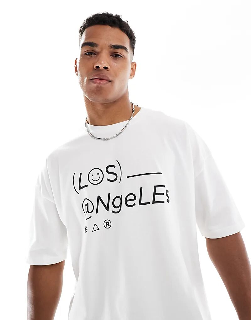 Футболка свободного кроя ASOS DESIGN белого цвета с приспущенными плечами и городским принтом
Футболка свободного кроя ASOS DESIGN белого цвета с приспущенными плечами и городским принтом