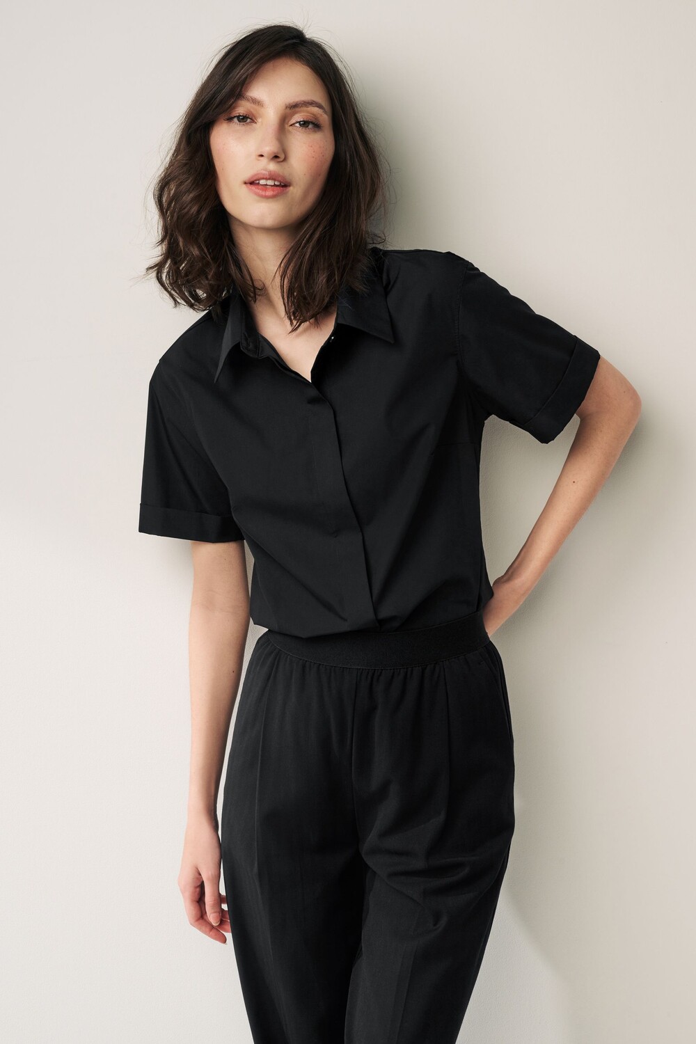 2 рубашки с короткими рукавами Next, черный
2 рубашки с короткими рукавами Next, черный