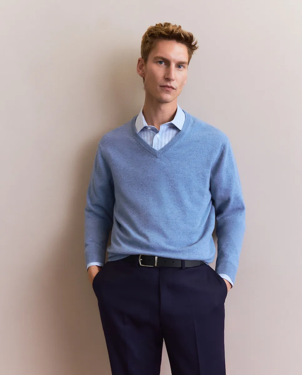 Джемпер с v-образным вырезом, гладкий, из кашемировой шерсти Emidio Tucci, синий
Джемпер с v-образным вырезом, гладкий, из кашемировой шерсти Emidio Tucci, синий