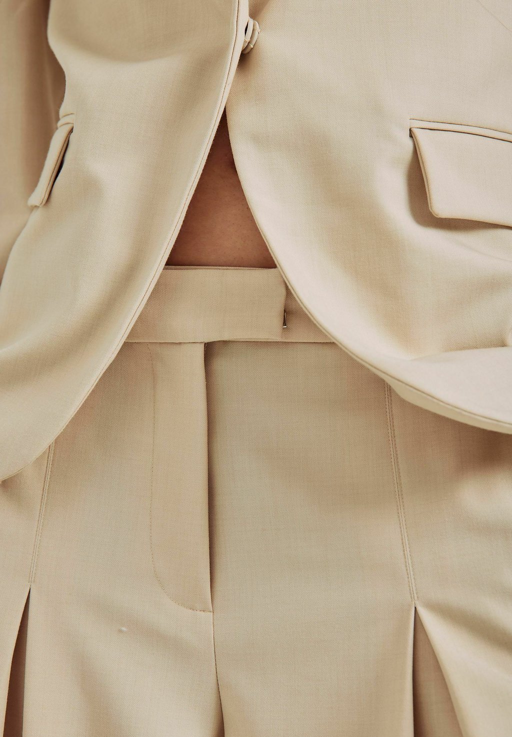 Брюки KAMIN WIDE NORR, бежевый 
Брюки KAMIN WIDE NORR, бежевый