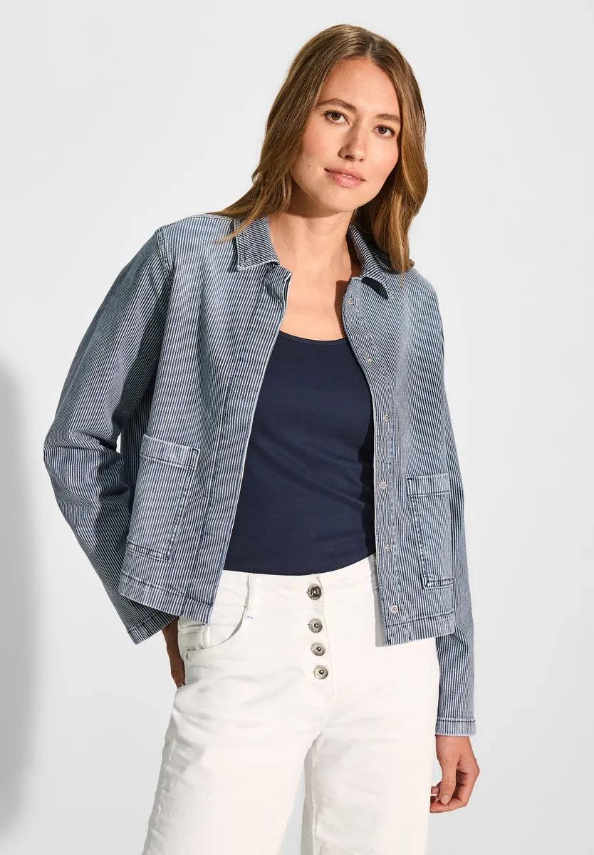 Джинсовая куртка Cecil, без капюшона, с планкой на пуговицах, синий
Джинсовая куртка Cecil, без капюшона, с планкой на пуговицах, синий