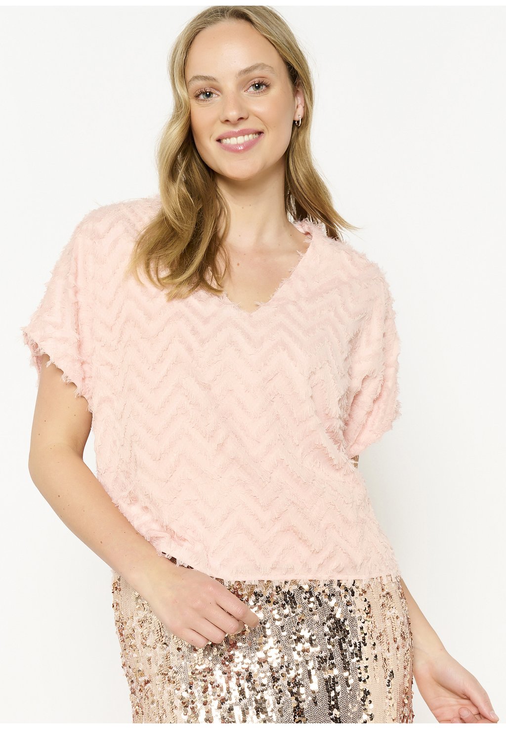 Блуза LolaLiza, цвет Nude Pink
Блуза LolaLiza, цвет Nude Pink