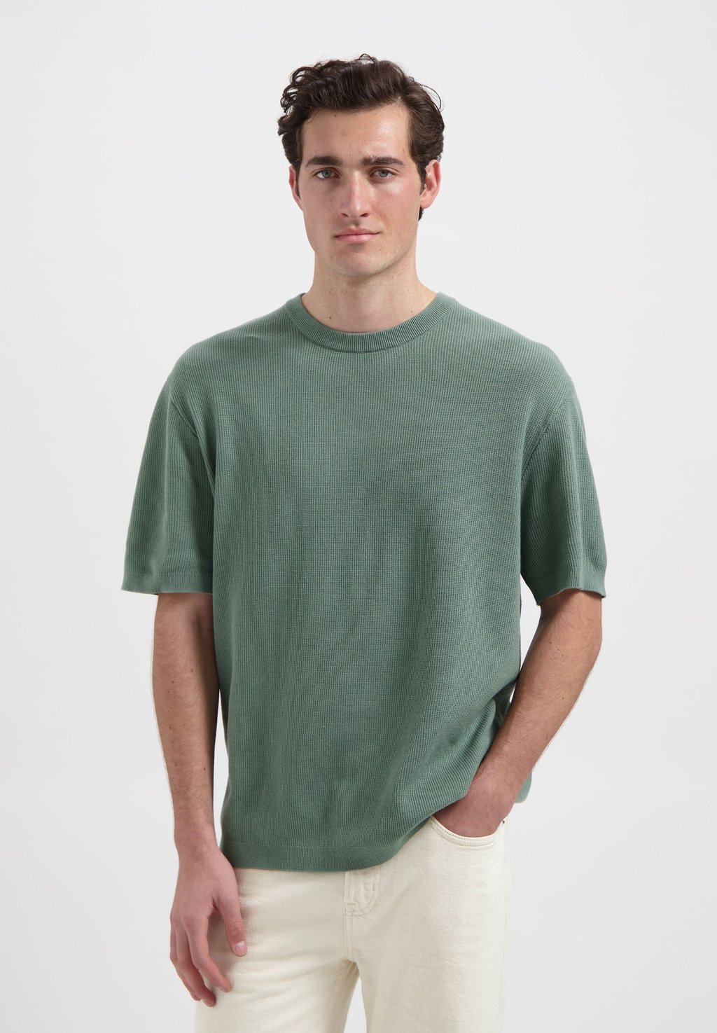 Базовая футболка WAFFLE HANG ELEVEN, светло-зеленый
Базовая футболка WAFFLE HANG ELEVEN, светло-зеленый