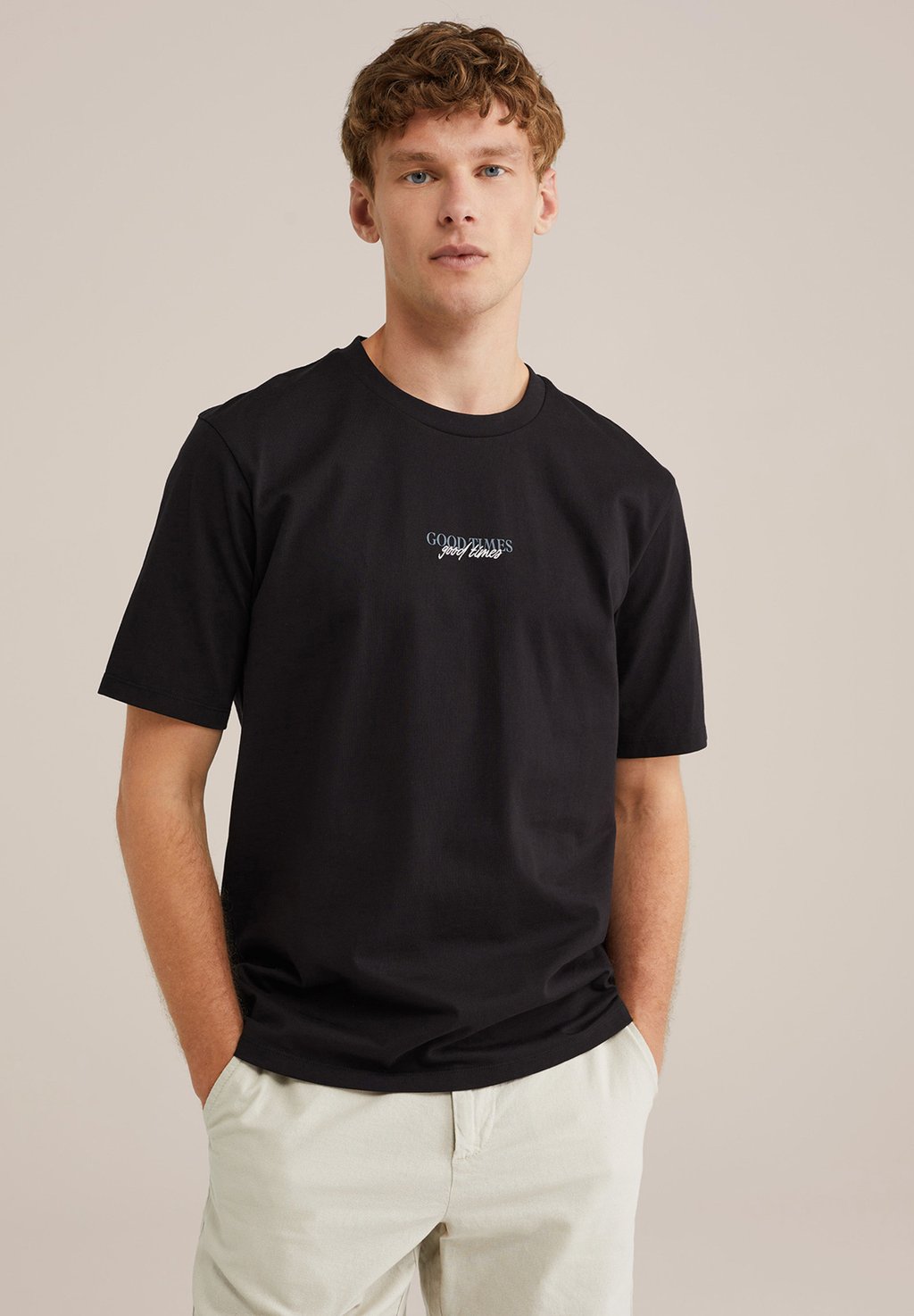 Футболка с принтом WE Fashion, черный
Футболка с принтом WE Fashion, черный