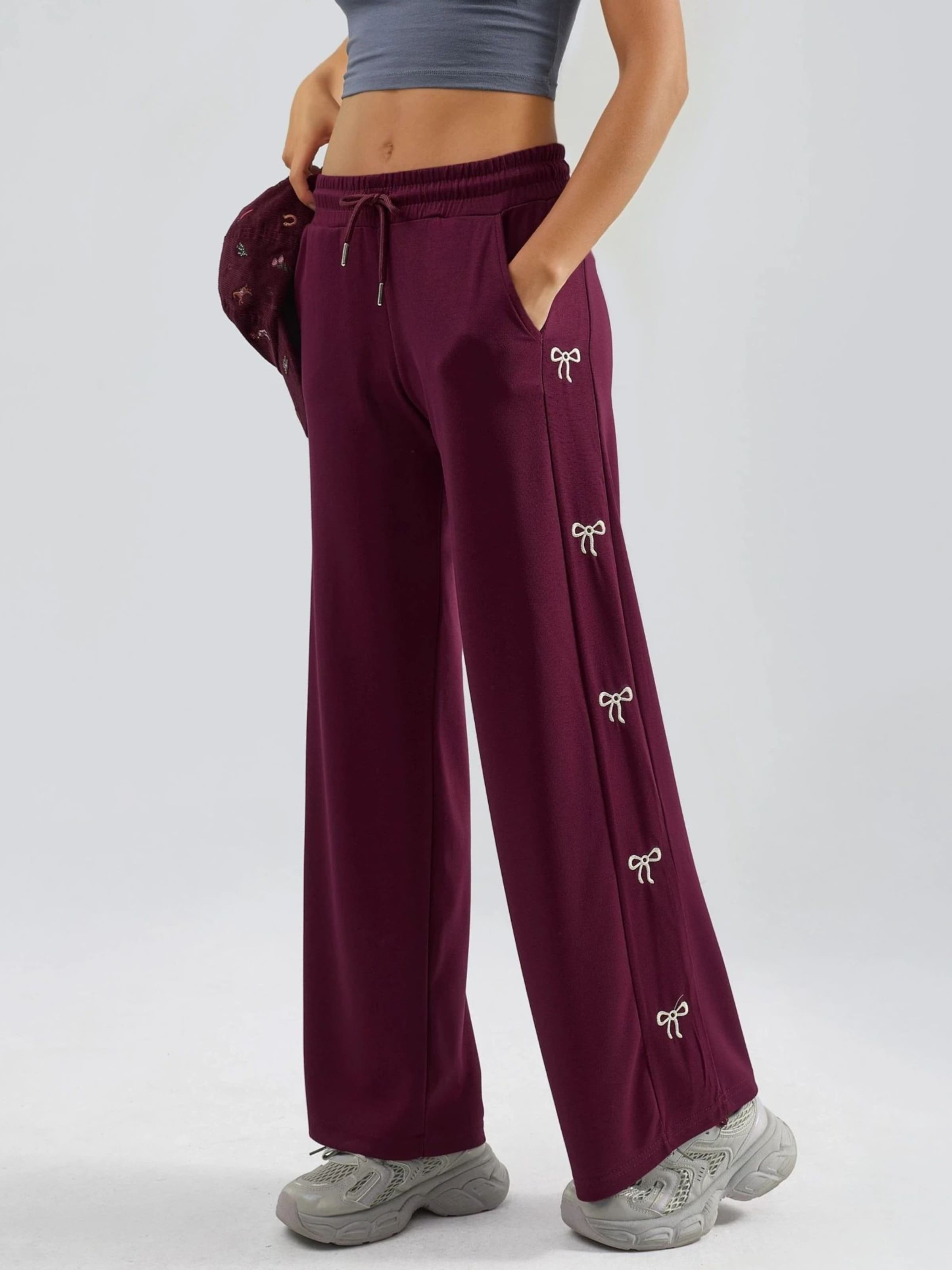 Hiccup Брюки свободного кроя в цвете бургунди
Hiccup Брюки свободного кроя в цвете бургунди