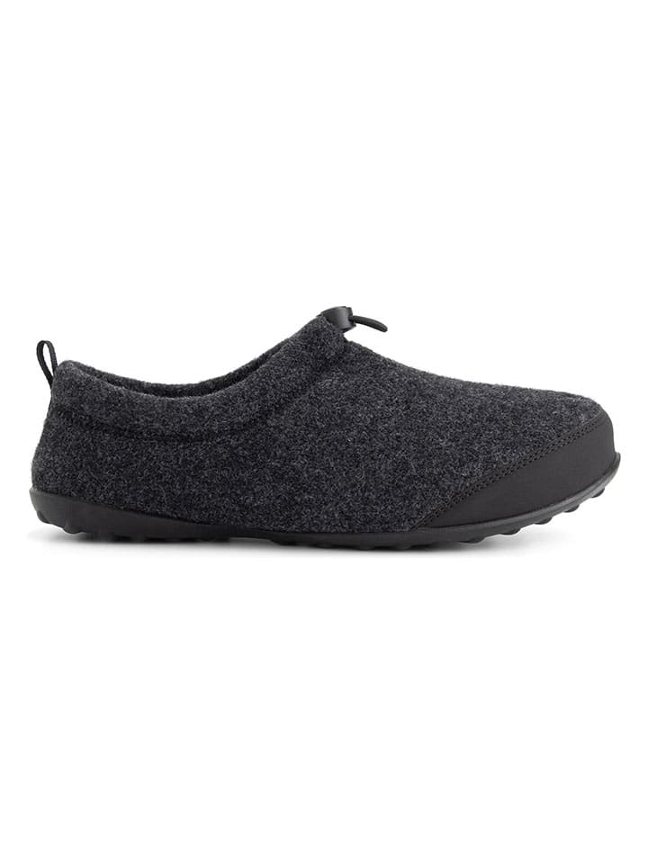 TRAVELIN' Тапочки "Back2Home" антрацитового цвета
TRAVELIN' Тапочки "Back2Home" антрацитового цвета