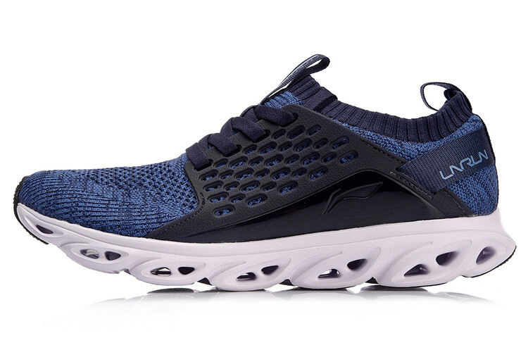 Кроссовки Li Ning Arc Running унисекс с низким верхом черного/синего цвета Lining
Кроссовки Li Ning Arc Running унисекс с низким верхом черного/синего цвета Lining