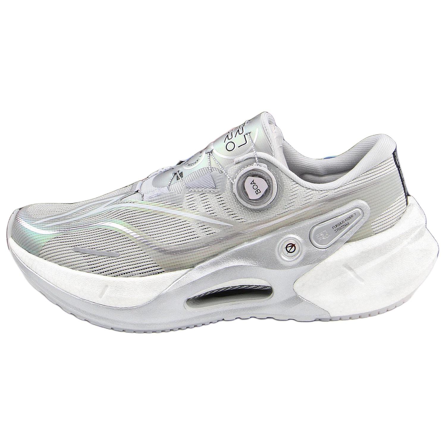 LiNing Furious Rider 7.0 PRO V2 Легкие амортизирующие беговые кроссовки с карбоновой пластиной для мужчин, серый, водяной капля
LiNing Furious Rider 7.0 PRO V2 Легкие амортизирующие беговые кроссовки с карбоновой пластиной для мужчин, серый, водяной капля