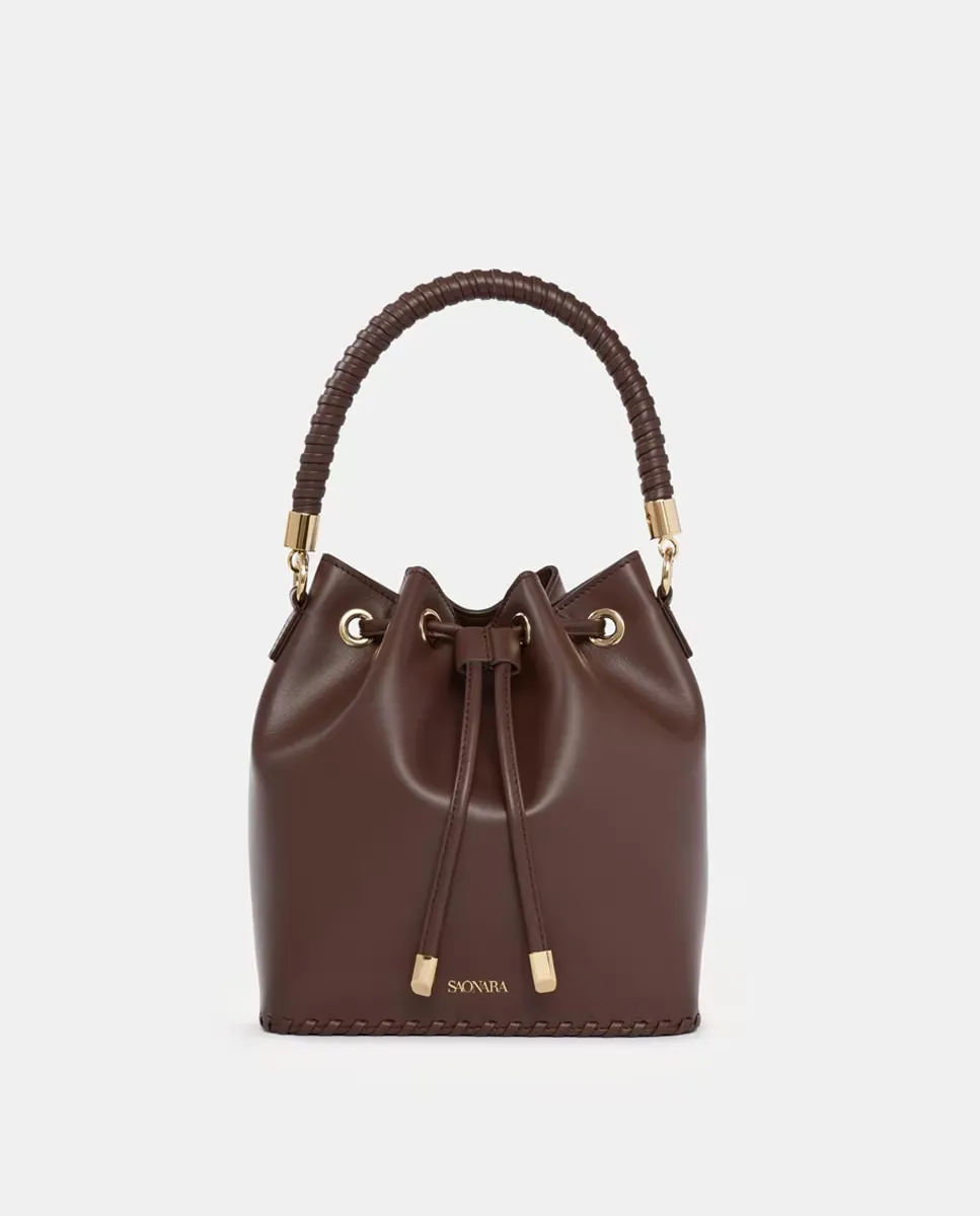 Маленькая сумка SAONARA типа bucket из кожи шоколадно-коричневого цвета с регулируемым ремнем, темно-коричневый
Маленькая сумка SAONARA типа bucket из кожи шоколадно-коричневого цвета с регулируемым ремнем, темно-коричневый