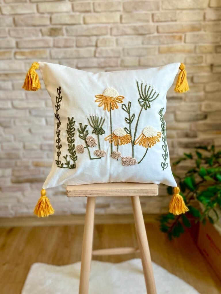 Evila Originals, Punch Cushion v43 - Multicolor, подушка, разноцветная, 100 % ПОЛИЭСТЕР, 43 x 43 см
Evila Originals, Punch Cushion v43 - Multicolor, подушка, разноцветная, 100 % ПОЛИЭСТЕР, 43 x 43 см