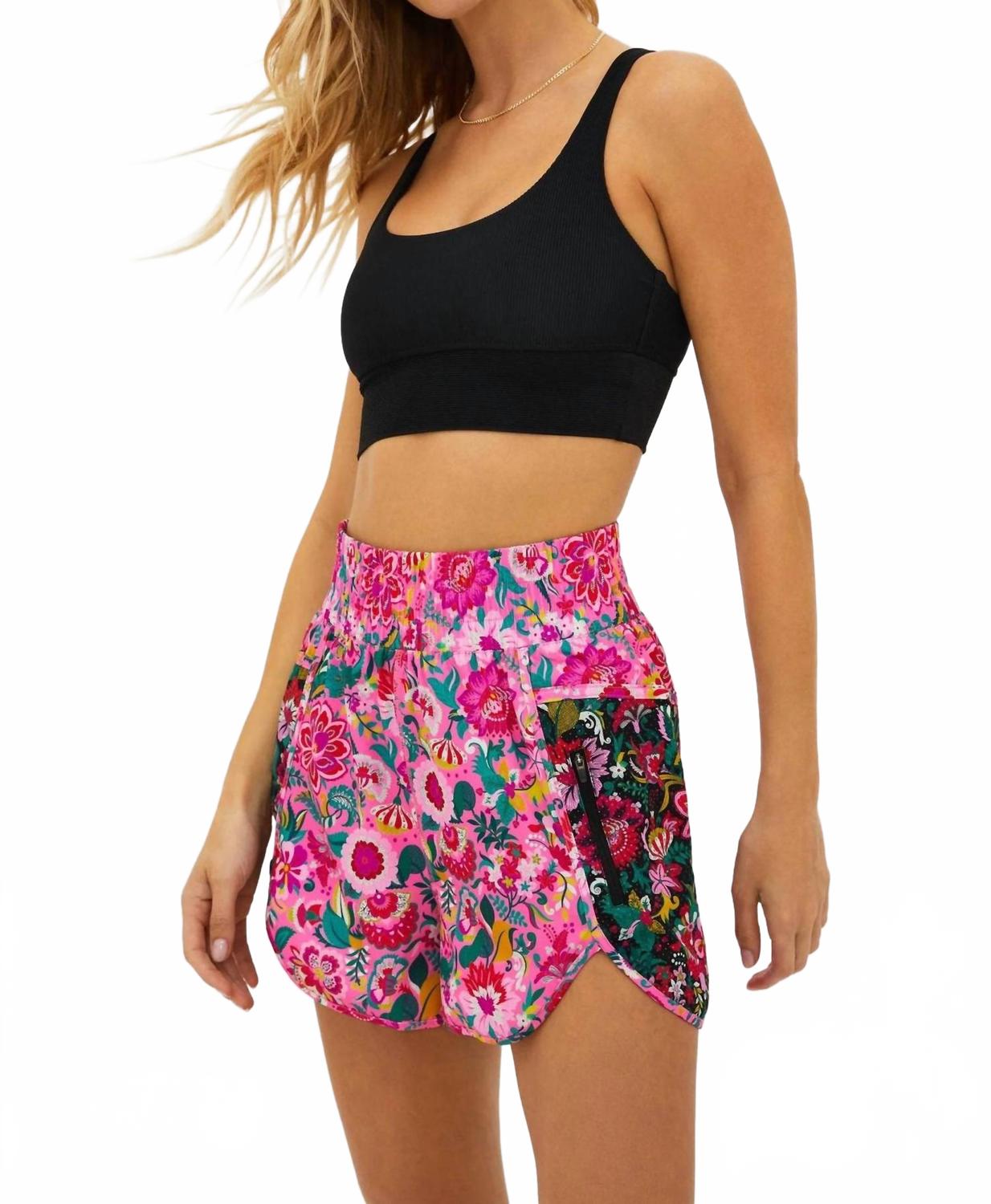 Шорты Cliff Short In Passion Flor Beach Riot, Passion Flor
Шорты Cliff Short In Passion Flor Beach Riot, Passion Flor