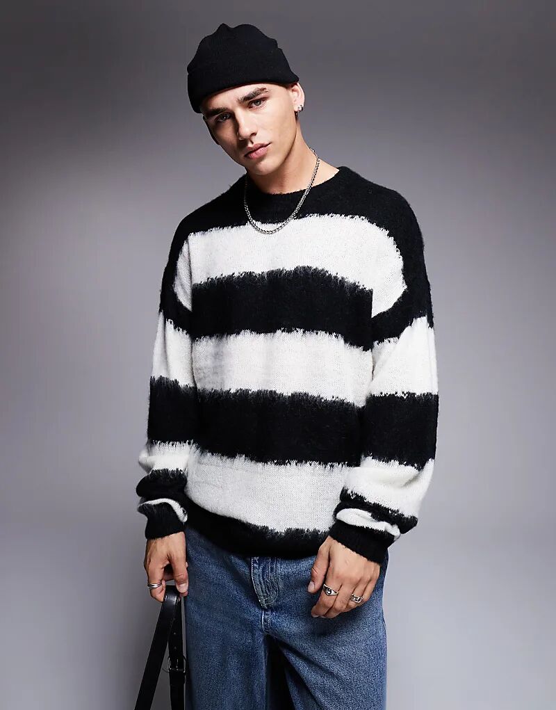 HUGO BLUE Somi объемный вязаный полосатый джемпер черного и белого цвета
HUGO BLUE Somi объемный вязаный полосатый джемпер черного и белого цвета