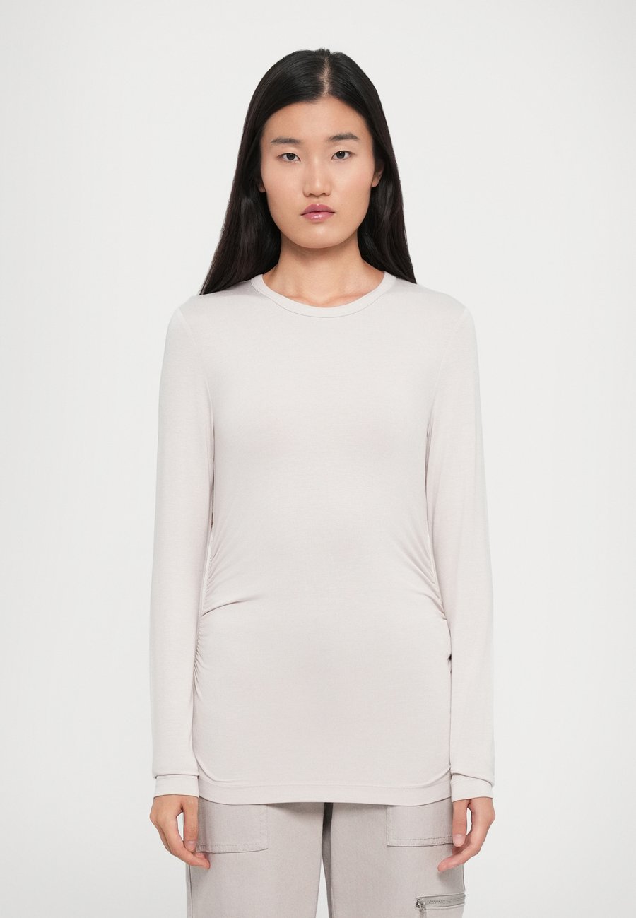 Топ MAX&Co. FORO, Eis ./White
Топ MAX&Co. FORO, Eis ./White