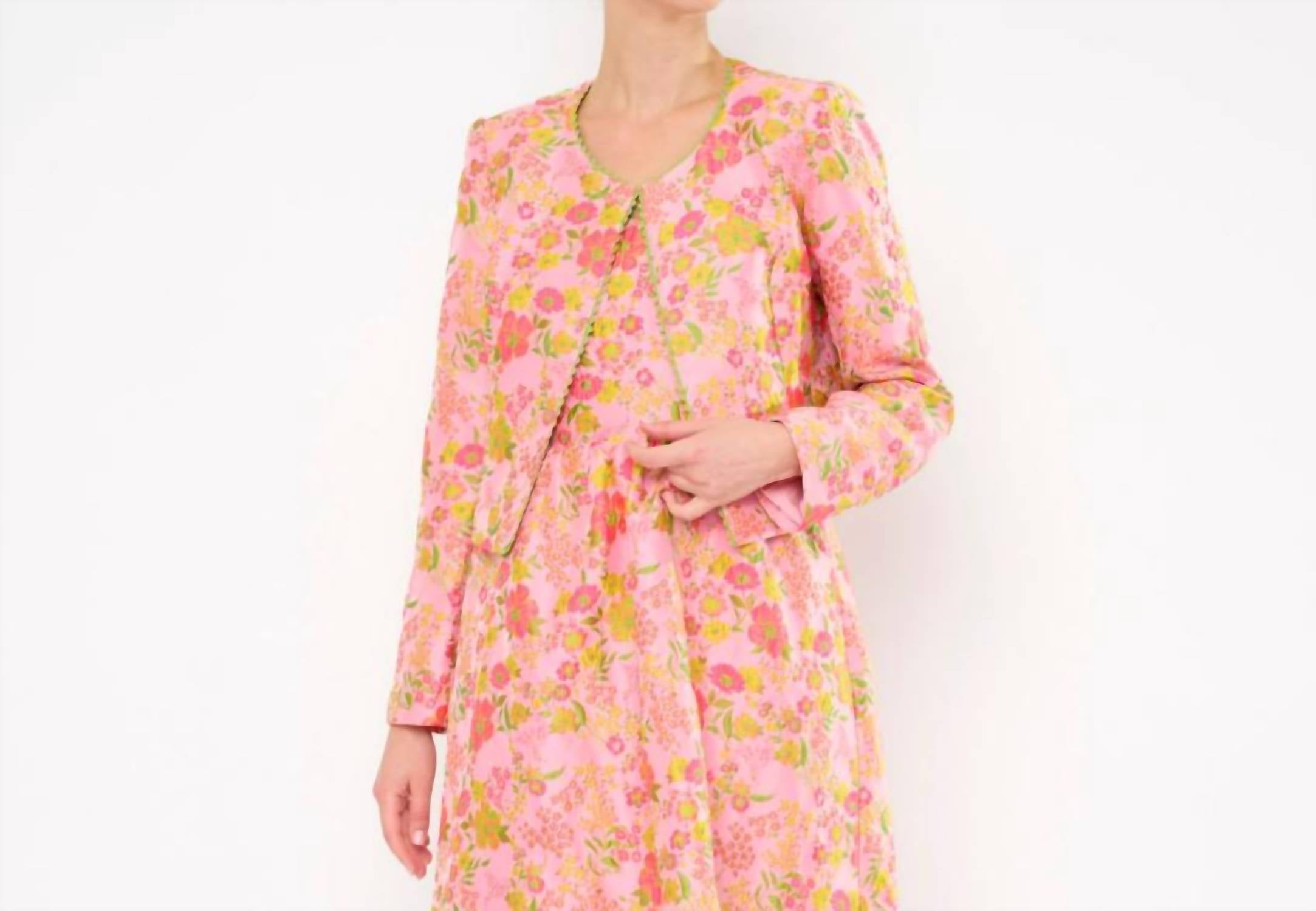 Пальто Омилии весной Flora Bea, springtime
Пальто Омилии весной Flora Bea, springtime