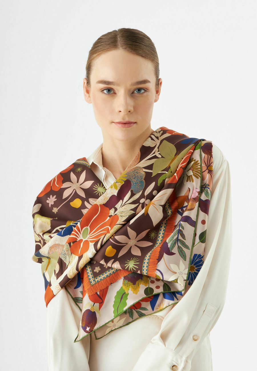 Шарф Codello Scarf, Grün/Green
Шарф Codello Scarf, Grün/Green