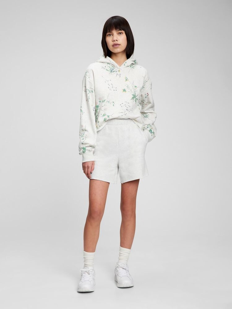 Спортивные шорты с высокой посадкой для подростков Gap, серый
Спортивные шорты с высокой посадкой для подростков Gap, серый