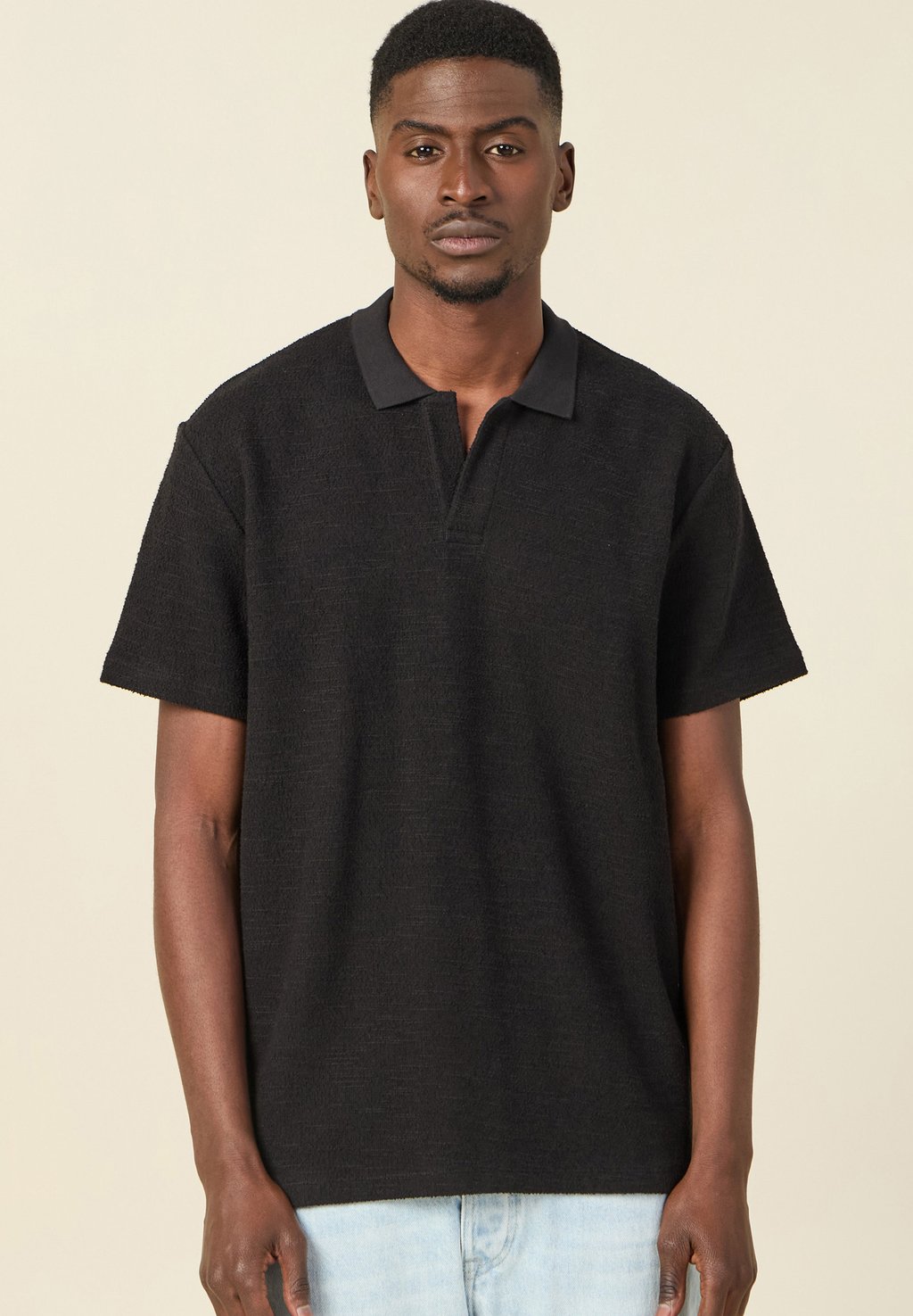 Рубашка поло KURZÄRMELIGES BONOBO Jeans, черный
Рубашка поло KURZÄRMELIGES BONOBO Jeans, черный