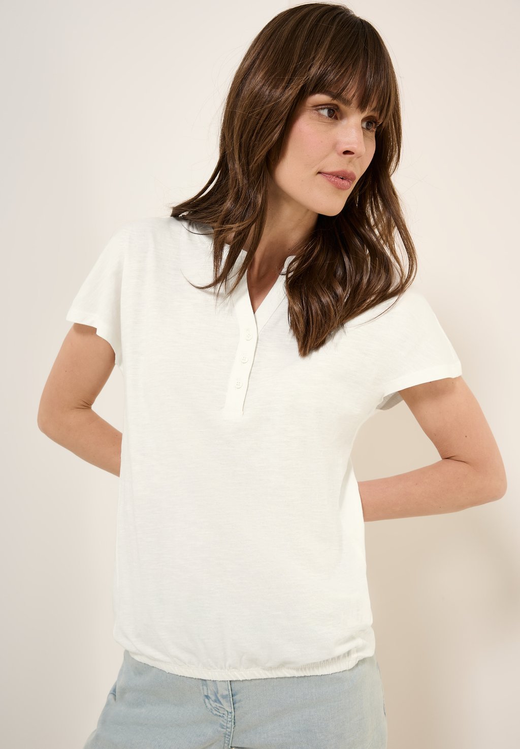 Базовая футболка TUNIKA LOOK Cecil, кремовый
Базовая футболка TUNIKA LOOK Cecil, кремовый