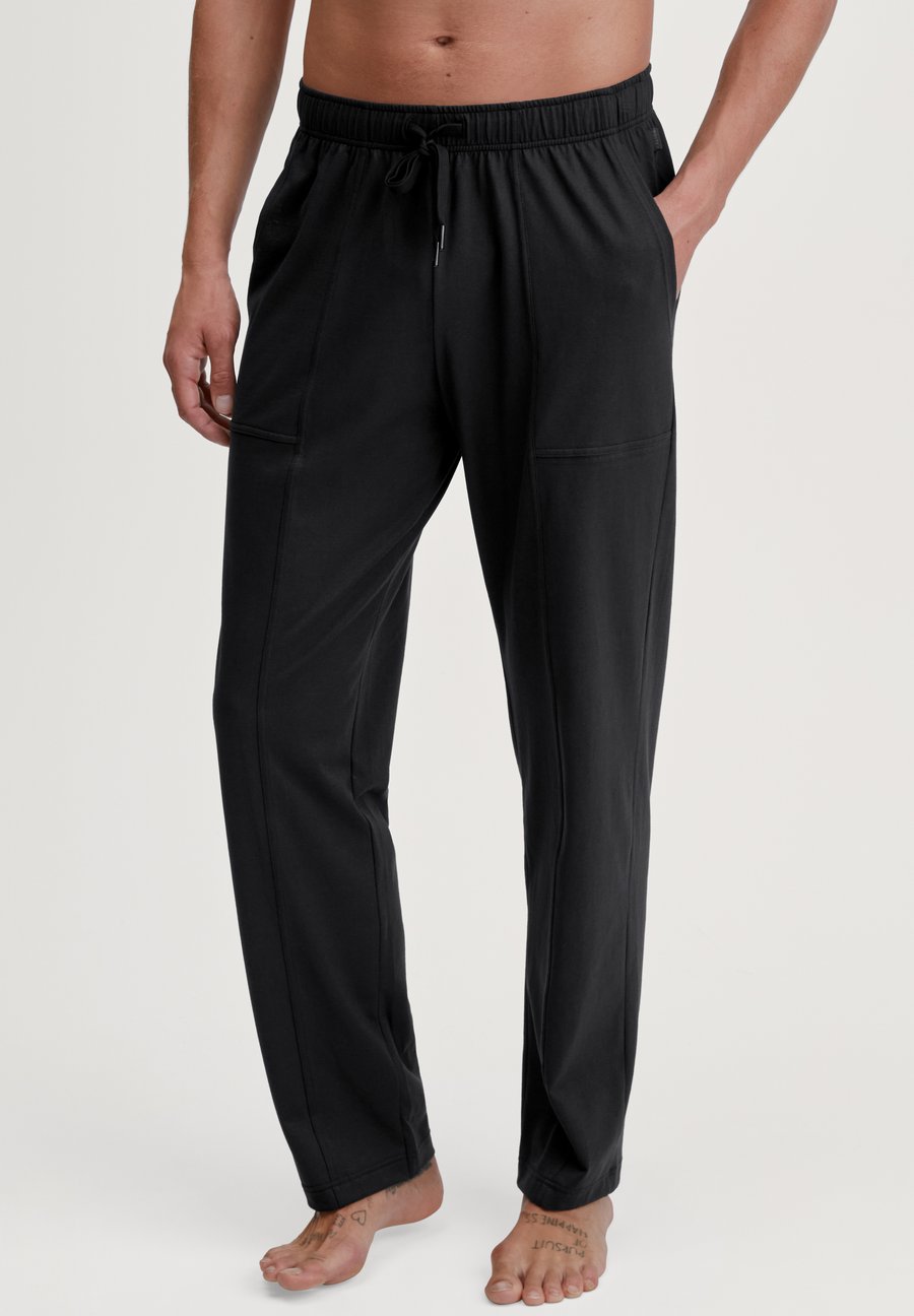 Пижамные брюки Calida SLEEP WEEKEND MIT SEITENTASCHEN, Schwarz/Black
Пижамные брюки Calida SLEEP WEEKEND MIT SEITENTASCHEN, Schwarz/Black