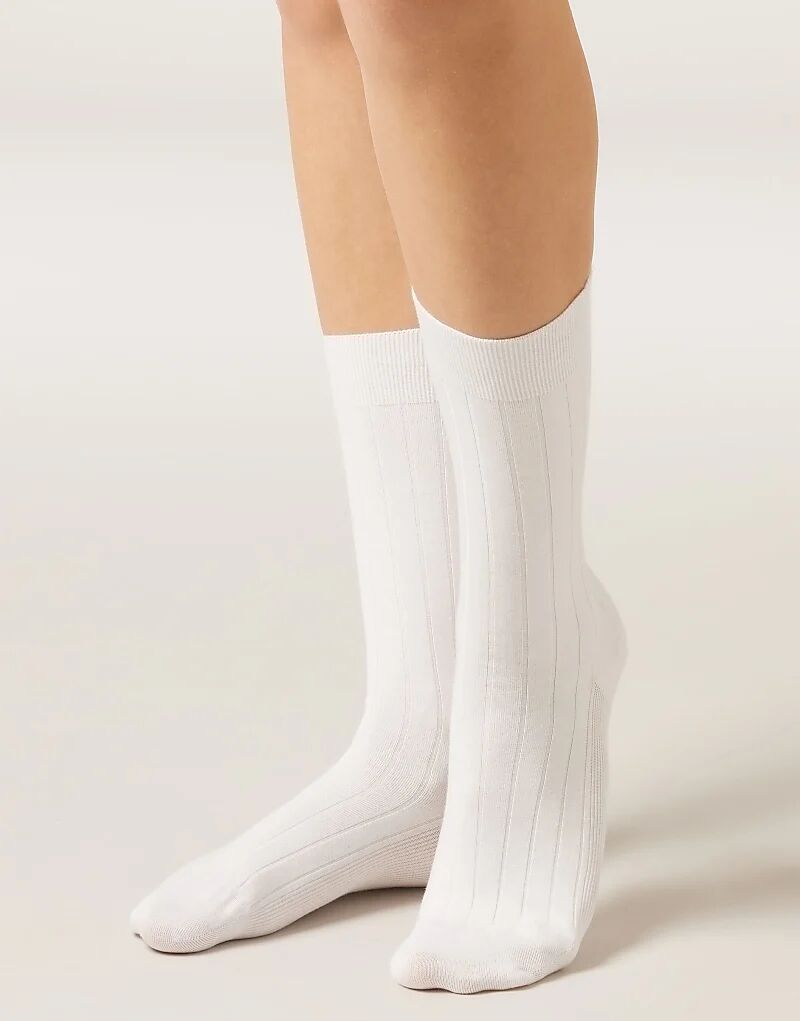 Носки Calzedonia Ribbed длиной до середины голени белого цвета
Носки Calzedonia Ribbed длиной до середины голени белого цвета