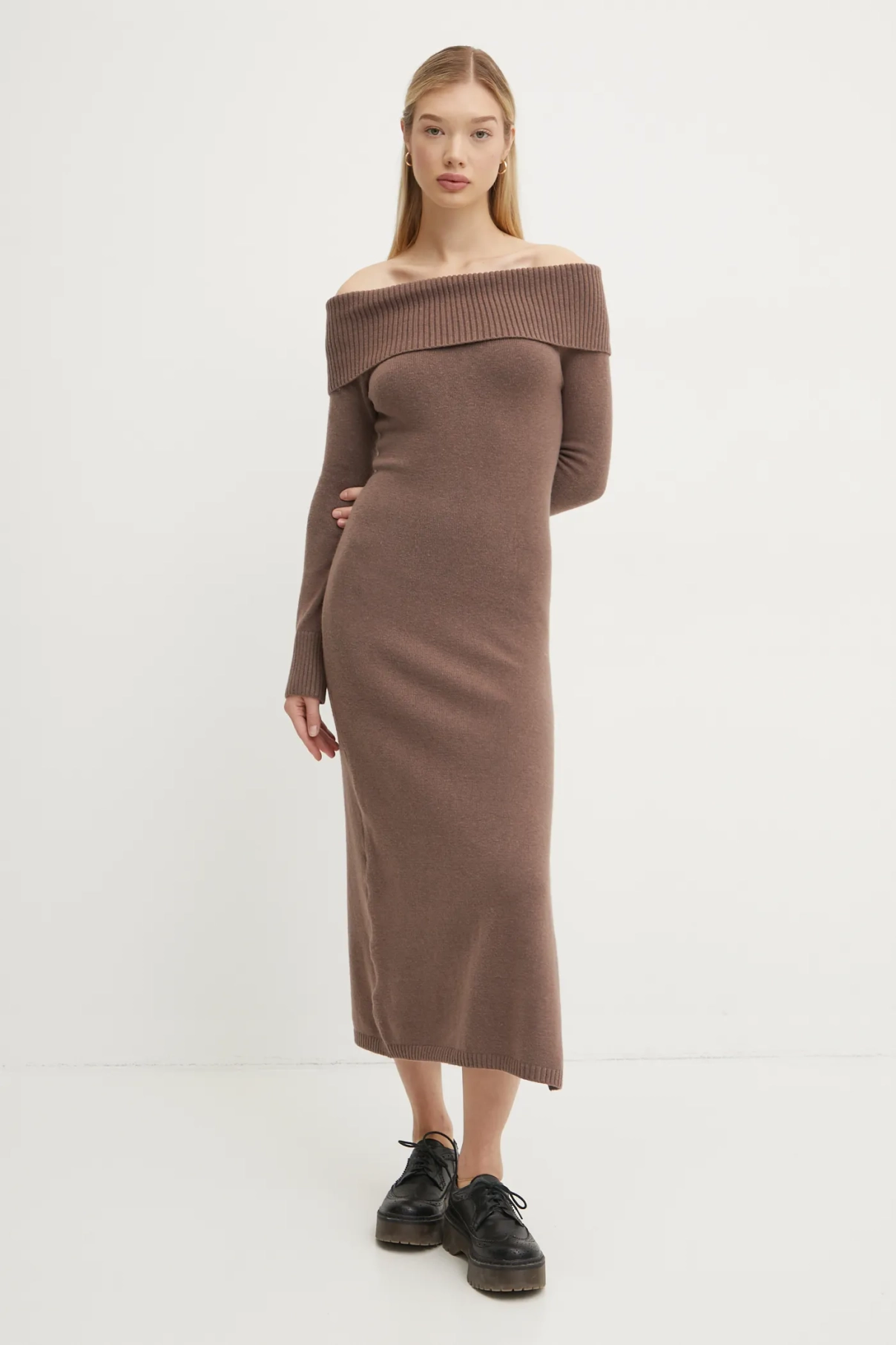 Платье Hollister Co., коричневый
Платье Hollister Co., коричневый