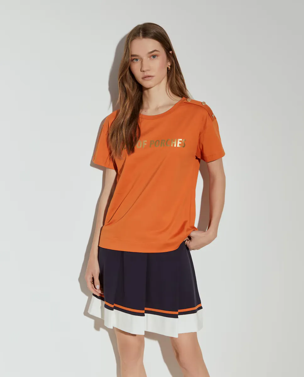 Женская футболка с короткими рукавами и логотипом спереди Lion of Porches, оранжевый
Женская футболка с короткими рукавами и логотипом спереди Lion of Porches, оранжевый