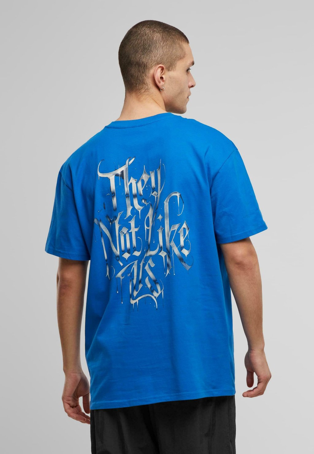 Футболка с принтом NOT LIKE US Upscale by Mister Tee, синий
Футболка с принтом NOT LIKE US Upscale by Mister Tee, синий