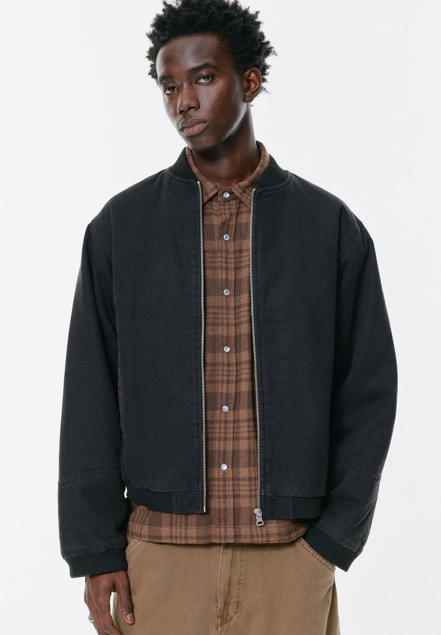 Куртка PULL&BEAR Bomber Jacket, Black
Куртка PULL&BEAR Bomber Jacket, Black