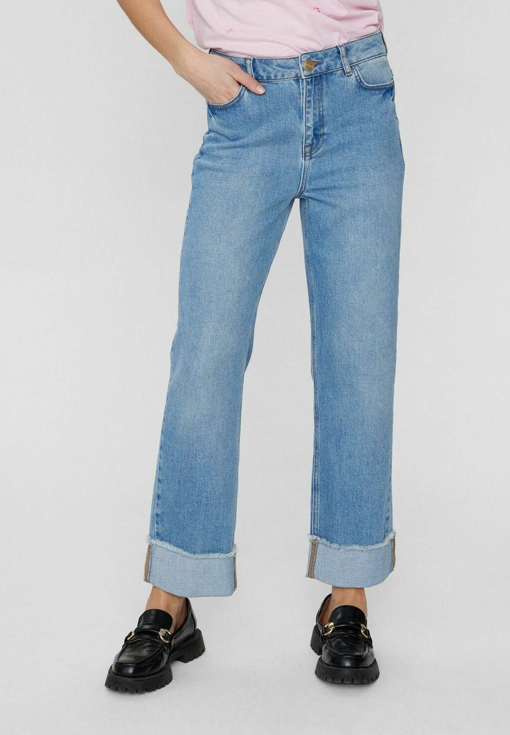 Джинсы Bootcut Nümph, цвет medium blue denim 
Джинсы Bootcut Nümph, цвет medium blue denim