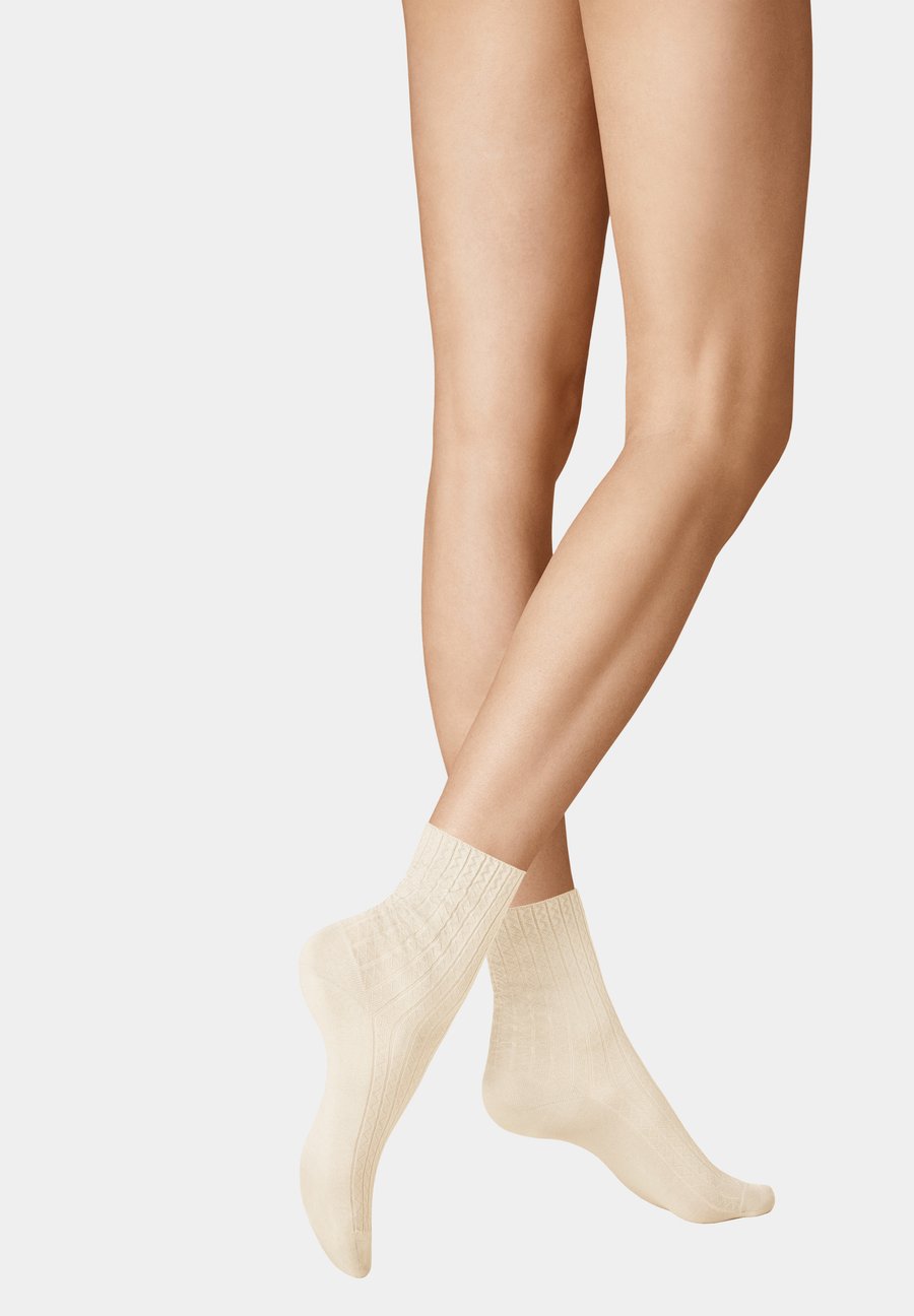 Носки KUNERT ZIGZAG, Offwhite/Off-White
Носки KUNERT ZIGZAG, Offwhite/Off-White